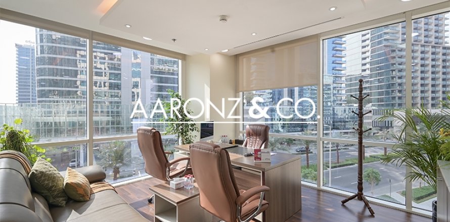 Büroraum in Business Bay, Dubai, VAE: 150 m2 Nr. 706410