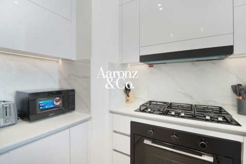 Apartament do wynajęcia w Jumeirah Village Circle, Dubai, ZEA 2 sypialnie, 159 mkw., nr 706413 - zdjęcie 17
