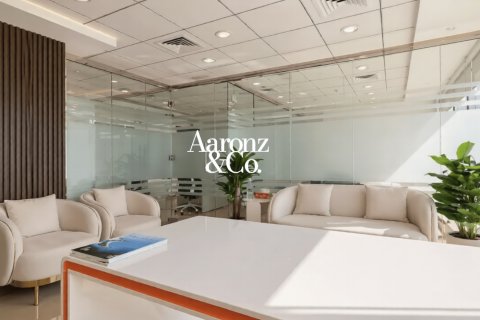 Office in Business Bay, Dubai, UAE 61 sq.m. № 706411 - photo 4