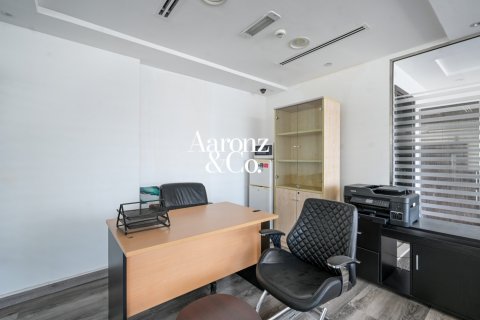 Birojs Business Bay, Dubaijā, AAE 95 m2 Nr. 719523 - attēls 7