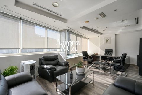 Birojs Business Bay, Dubaijā, AAE 95 m2 Nr. 719523 - attēls 2
