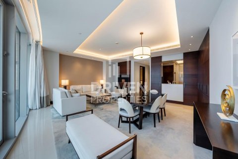 Huoneisto Downtown Dubai (Downtown Burj Dubai), Dubai, Arabiemiraatit 2 makuuhuonetta, 157.84 m2 № 755592 - kuva 3
