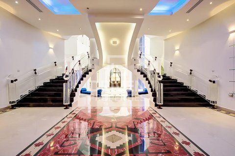 ویلا برای اجاره در Emirates Hills، Dubai، امارات متحده عربی 1723.72 متر مربع ، شماره 768184 - تصویر 8