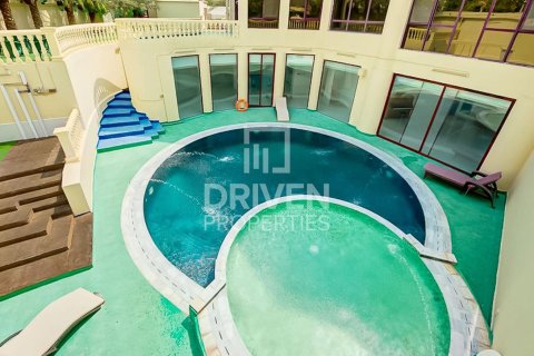 ویلا برای اجاره در Emirates Hills، Dubai، امارات متحده عربی 1723.72 متر مربع ، شماره 768184 - تصویر 25