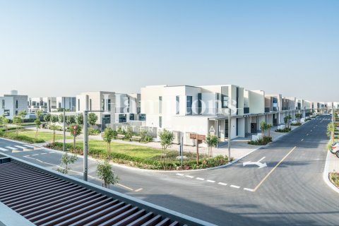 Σπίτι σε Arabian Ranches 3, Dubai, ΗΑΕ 3 υπνοδωμάτια, 128.57775200 τ.μ. Αρ. 739465 - φωτογραφία 2