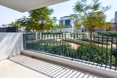 Radhus i Arabian Ranches 3, Dubai, UAE 3 sovrum, 127.556 kvm Nr. 739462