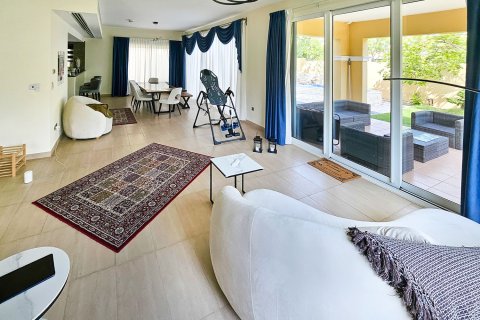 Вилла Jumeirah Park, Дубай, БАӘ-да 4 жатын бөлмелер, 494.89 м² № 749884 - фото 5