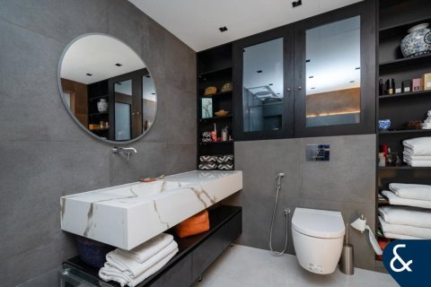 Appartement te koop in Palm Jumeirah, Dubai, VAE 2 slaapkamers, 159 vr.m., nr 698055 - foto 7