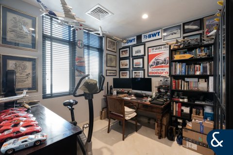 Reem、Dubai、UAE にあるヴィラ販売中 3ベッドルーム、208 m2、No698048 - 写真 10