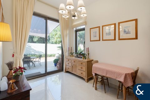 Reem、Dubai、UAE にあるヴィラ販売中 3ベッドルーム、208 m2、No698048 - 写真 5