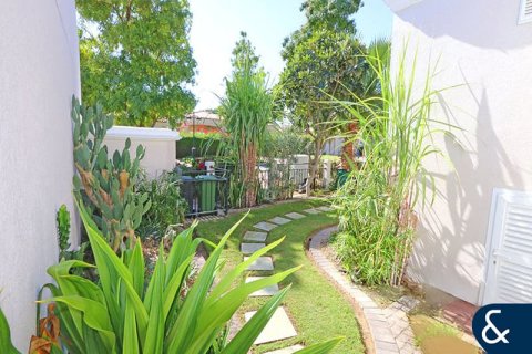 Villa in Green Community, Dubai, UAE 4 bedrooms, 404 sq.m. № 698045 - photo 4