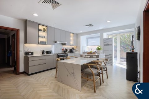 Arabian Ranches、Dubai、UAE にあるヴィラ販売中 5ベッドルーム、937 m2、No698049 - 写真 12