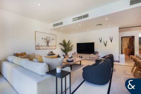 Arabian Ranches、Dubai、UAE にあるヴィラ販売中 5ベッドルーム、937 m2、No698049 - 写真 5