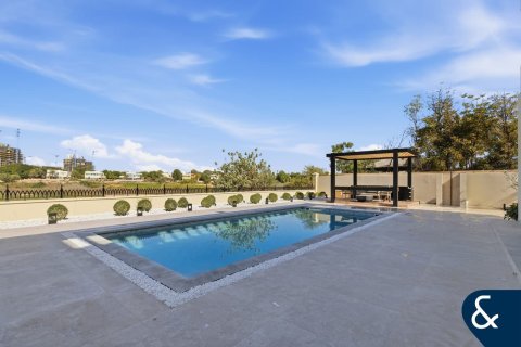 Arabian Ranches、Dubai、UAE にあるヴィラ販売中 7ベッドルーム、650 m2、No698046 - 写真 30