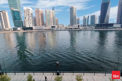 Apartmen di Business Bay, Dubai, UAE 2 bilik tidur, 184 meter persegi № 634775 - foto 13