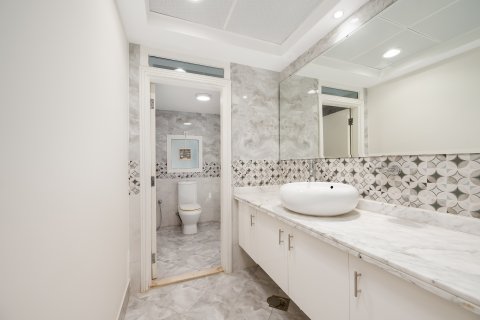 Vila di Al Barsha, Dubai, UEA 6 kamar tidur, 929.03 m2 nomor 764160 - foto 22