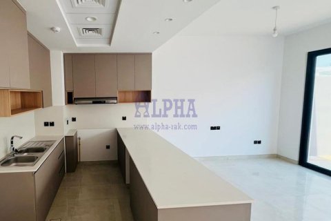 טאונהאוס להשכרה ב Al Hamra Village, Ras Al Khaimah, איחוד האמירויות  2 חדרי שינה, 137 מ"ר, מספר 715510 - תמונה 4