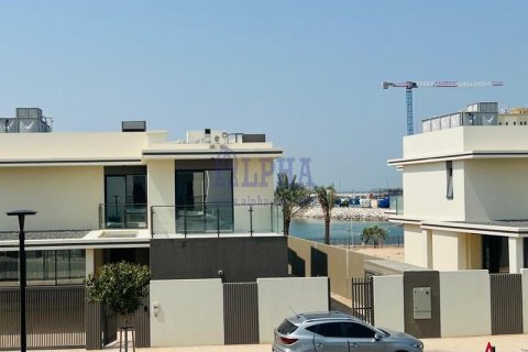 טאונהאוס להשכרה ב Al Hamra Village, Ras Al Khaimah, איחוד האמירויות  2 חדרי שינה, 137 מ"ר, מספר 715510 - תמונה 2