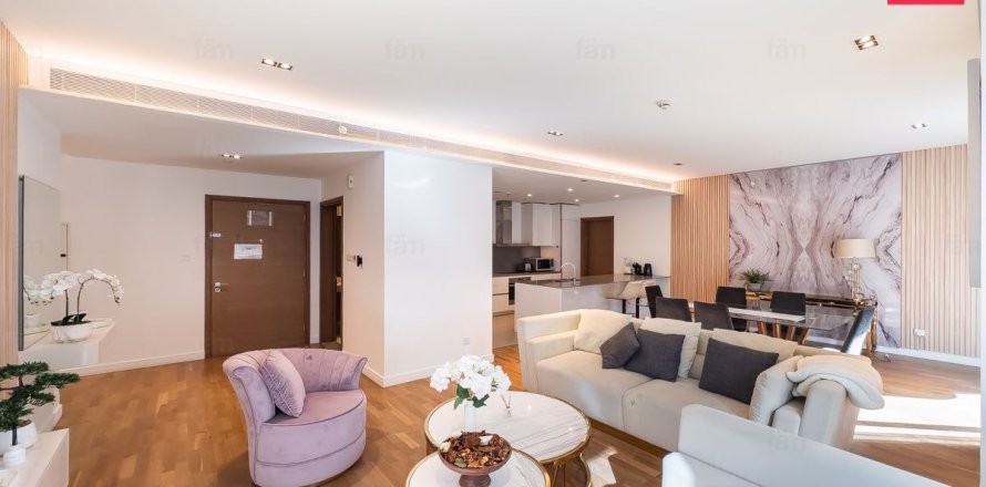 Apartamento en City Walk, Dubai, EAU 2 dormitorios, 163.1 m² № 699885