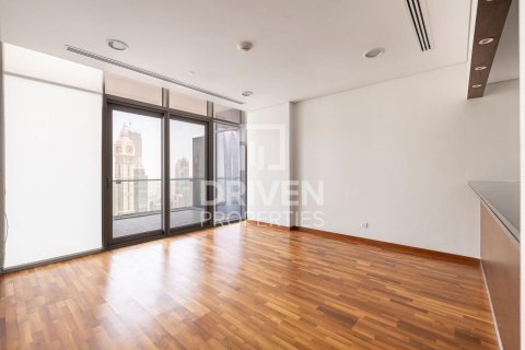 Apartment til salg i DIFC, Dubai, UAE 1 soveværelse, 81.94 kvm № 743037 - foto 4