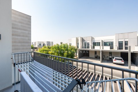 Townhouse in Arabian Ranches 3, Dubai, UAE 3 bedrooms, 180.41762600 sq.m. № 651359 - photo 22