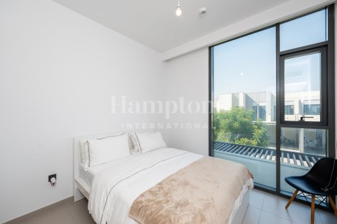 Townhouse in Arabian Ranches 3, Dubai, UAE 3 bedrooms, 180.41762600 sq.m. № 651359 - photo 19