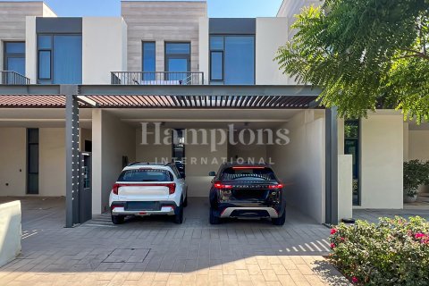 Townhouse in Arabian Ranches 3, Dubai, UAE 3 bedrooms, 180.41762600 sq.m. № 651359 - photo 26