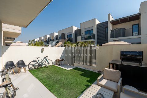 Townhouse in Arabian Ranches 3, Dubai, UAE 3 bedrooms, 180.41762600 sq.m. № 651359 - photo 25