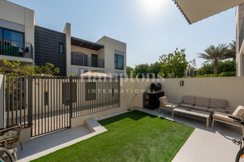 Townhouse in Arabian Ranches 3, Dubai, UAE 3 bedrooms, 180.41762600 sq.m. № 651359 - photo 1