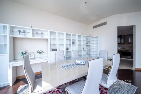 Müüa korter asukohaga Downtown Dubai (Downtown Burj Dubai), AÜE: 2 magamistoaga, 189 m² Nr 650343 - pilt 10