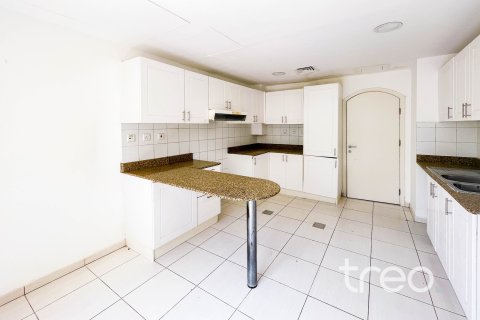 Villa The Springs, Dubaijā, AAE 3 istabas, 250.19 m2 Nr. 761416 - attēls 18