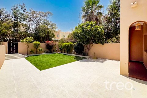 Vilë në Arabian Ranches, Dubai, Emiratet e Bashkuara Arabe 3 dhoma gjumi, 228.26 m2. № 761419 - Foto 2