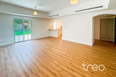 Vilë në Arabian Ranches, Dubai, Emiratet e Bashkuara Arabe 3 dhoma gjumi, 228.26 m2. № 761419 - Foto 4