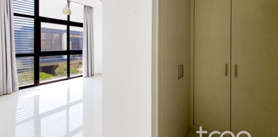 Villetta a schiera a DAMAC Hills (Akoya by DAMAC), Dubai, EAU 3 camere da letto, 326.93 mq. № 761415