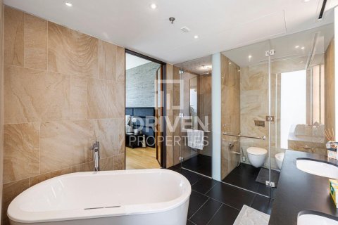 Apartment til salg i Jumeirah, Dubai, UAE 3 soveværelser, 244.43 kvm № 741658 - foto 15
