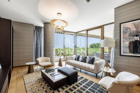 Apartment til salg i Jumeirah, Dubai, UAE 3 soveværelser, 244.43 kvm № 741658 - foto 8