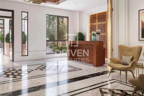 Lakás itt: Umm Suqeim, Dubai, EAE, 4 hálószoba, 250.84 m², azonosító: 741660