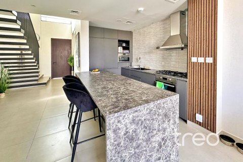 Üürile anda ridamaja asukohaga Town Square, Dubai, AÜE: 4 magamistoaga, 215.72 m² Nr 733664 - pilt 4