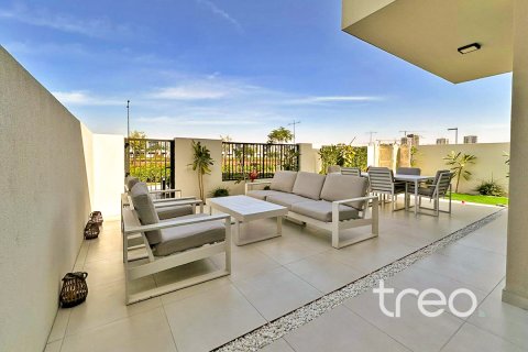 Üürile anda ridamaja asukohaga Town Square, Dubai, AÜE: 4 magamistoaga, 215.72 m² Nr 733664 - pilt 14