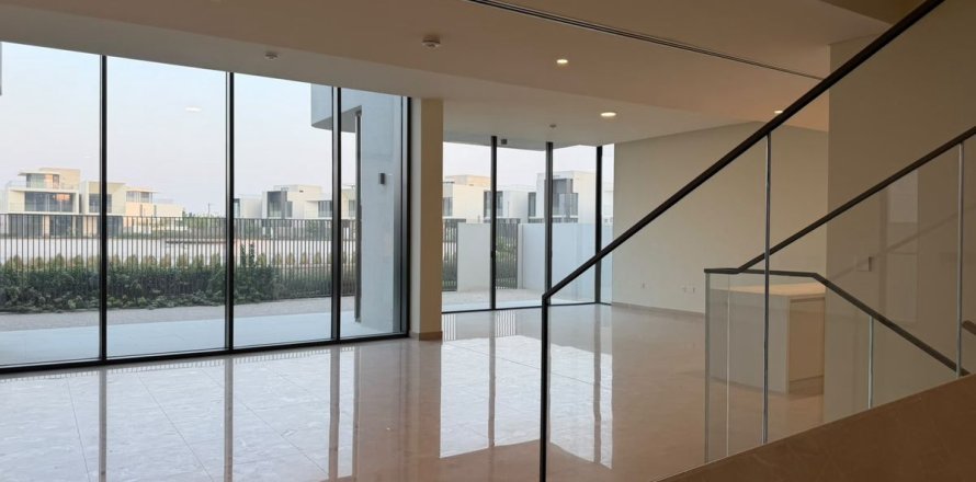 Villa em Dubai Hills Estate, Dubai, EAU 5 quartos, 659.2 m2 № 766475