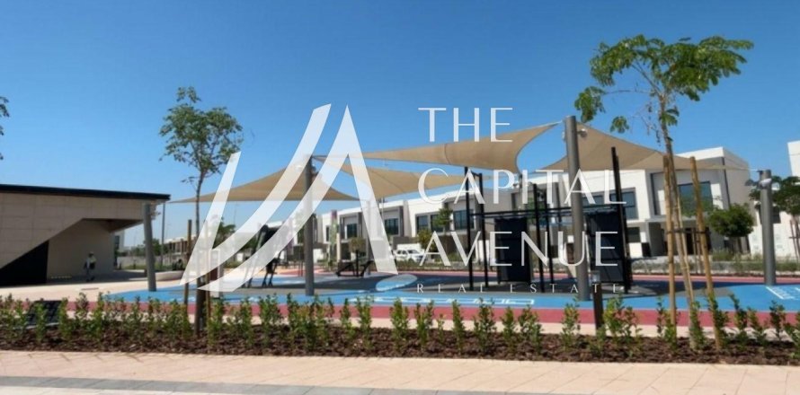 Villa a Yas Island, Abu Dhabi, EAU 3 camere da letto, 390.01 mq. № 762862