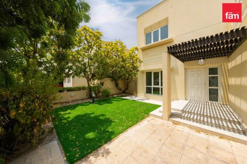 Vila di Dubai, UAE 4 bilik tidur, 560.3 meter persegi № 751936 - foto 2