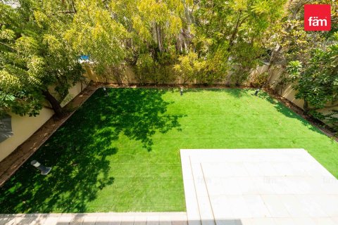 Vila di Dubai, UAE 4 bilik tidur, 560.3 meter persegi № 751936 - foto 30