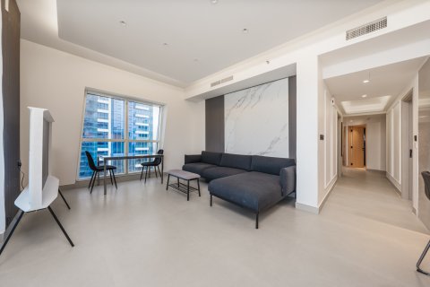 Apartament de închiriat în Jumeirah Lake Towers, Dubai, EAU 3 dormitoare, 151.14 mp. №751007 - poză 3