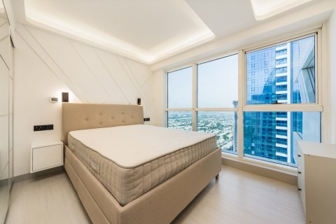 Apartament de închiriat în Jumeirah Lake Towers, Dubai, EAU 3 dormitoare, 151.14 mp. №751007 - poză 5