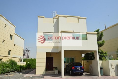 Villa zum Verkauf in Jumeirah Village Circle, Dubai, VAE 4 Schlafzimmer, 346 m2 Nr. 741534 - Foto 13