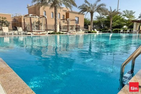 Villa itt: Dubai, EAE, 3 hálószoba, 164.8 m², azonosító: 741527 - fénykép 2
