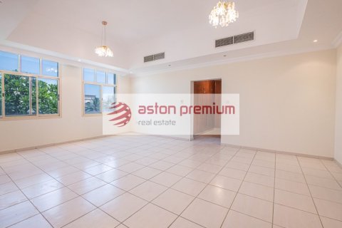 Вилла Аль-Барша, Дубай, БАӘ-да 5 жатын бөлмелер, 1394 м² № 741535 - фото 27