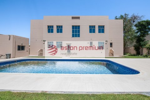 Villa Al Barsha, Dubaijā, AAE 5 istabas, 1394 m2 Nr. 741535