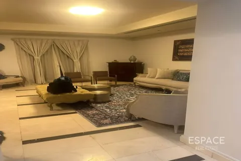 Villa en alquiler en Al Furjan, Dubai, EAU 3 dormitorios, 262 m2 № 738147 - foto 3